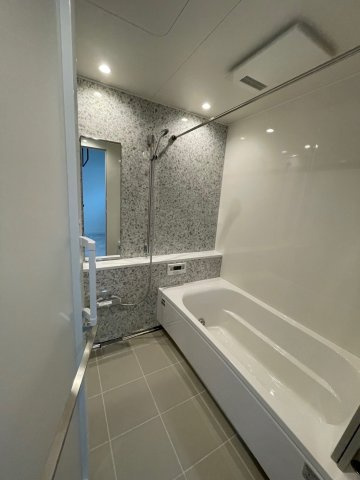 広さを設けた浴室でゆったりバスタイム