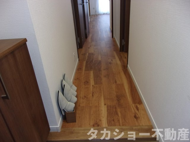 シンプルで使いやすい玄関です