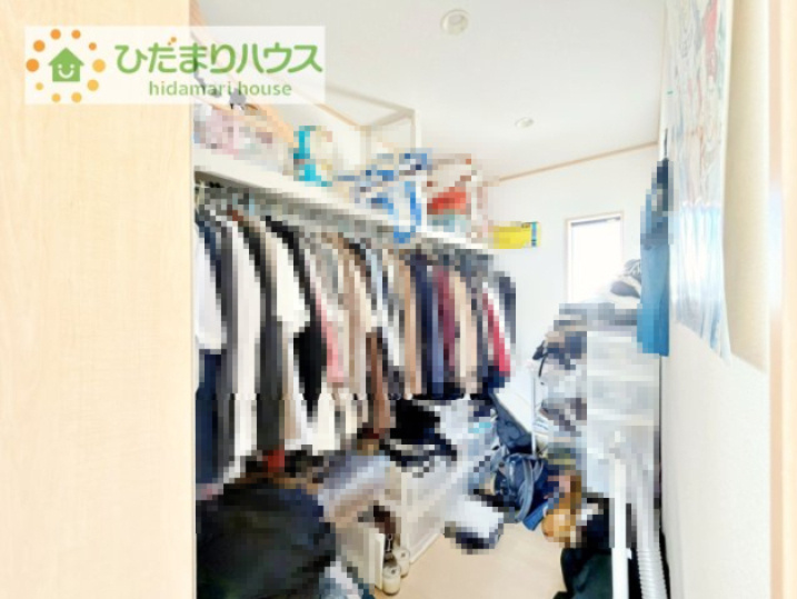大型ウォークインクローゼット完備♪