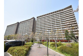 リバティパーク枚方B棟の外観