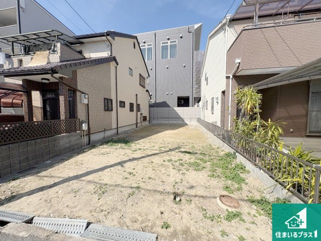 外観：327002195611