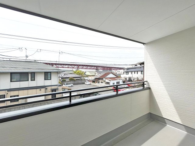 用途多様なバルコニーです。（施工例）