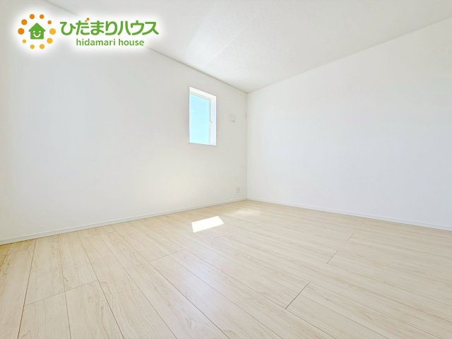ご家族様一人ひとりの大切なプライベート空間。シンプルなデザインなので、趣味・感性で個性的に飾ることができます♪