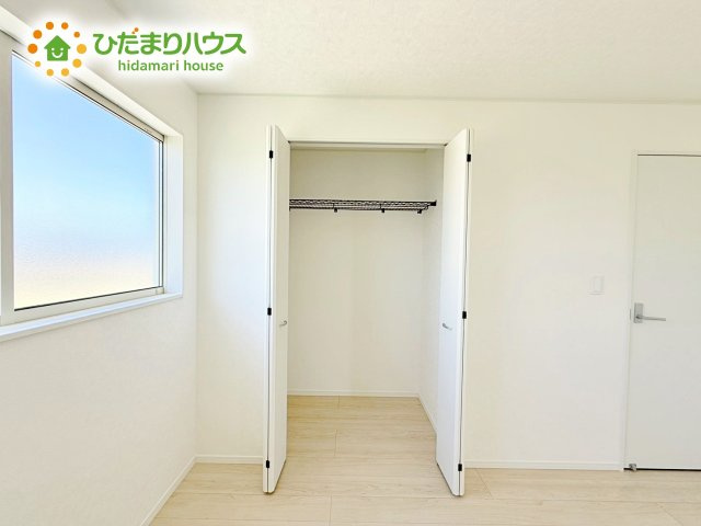 お洋服の多い女性に人気！収納力の高いクローゼット付☆彡