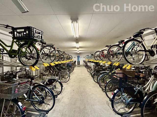 【自転車置き場】最新の空き状況や費用などの詳細は担当スタッフまでお問い合わせください。