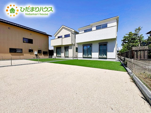 お庭付物件になります！お庭遊びや、プールなどお子様も大喜び(^^)
