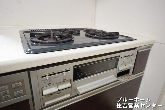 お料理が楽しくなる3口コンロ・グリル付き！