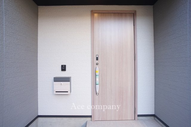 玄関電子キーシステムで解施錠です☆
