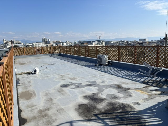 屋上のある物件です。広さ抜群です！