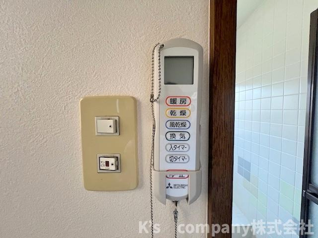 ヒートショック防止に役立つ浴室暖房機がついています♪