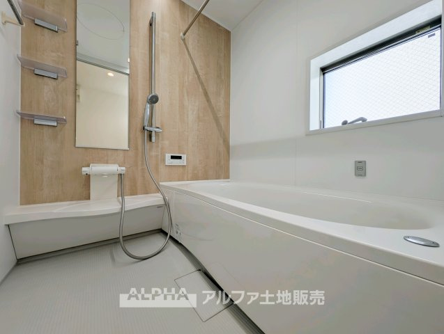 落ち着いた空間のお風呂です