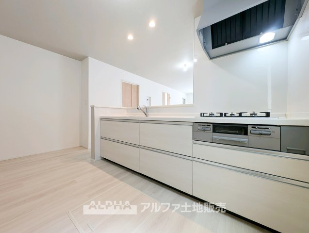コンパクトなキッチンで掃除もラクラク