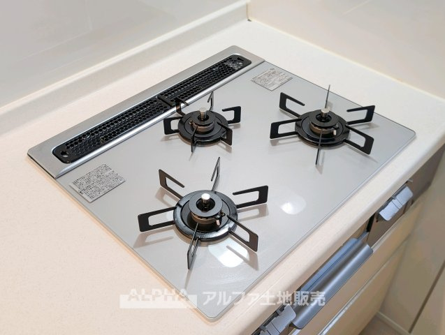 コンパクトなキッチンで掃除もラクラク