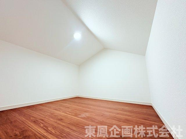2帖のゆとりある小屋裏スペース