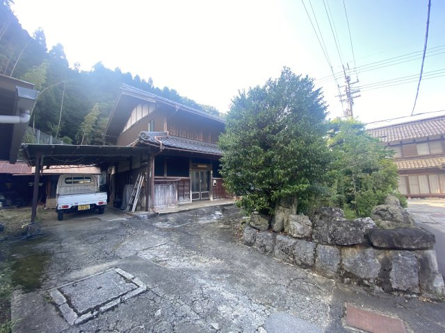 部屋数が多いため、家族それぞれがプライベート空間を持てます！！