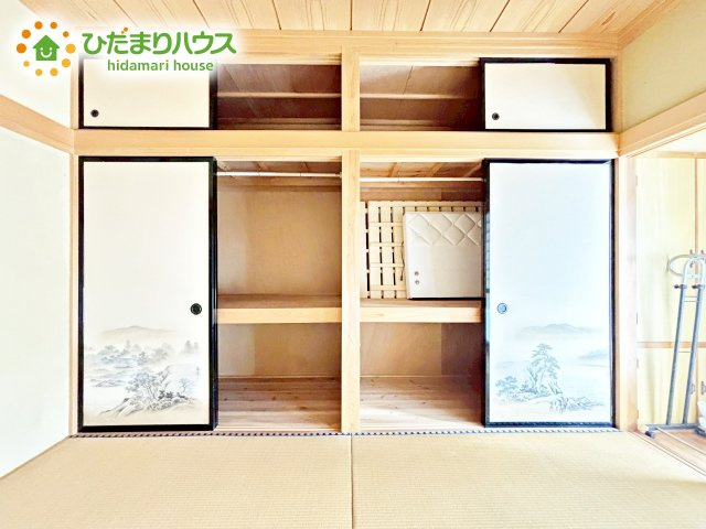 お布団やお子様のおもちゃなどがスッキリ収納できますね(^^♪