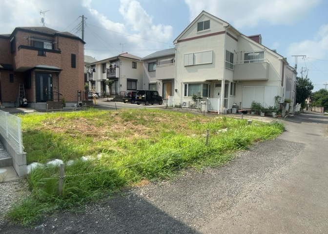 物件の詳細については、現地を見てわかること以外に、役所や法務局などで調べないとわからないことがあります。そのため、現地に行く場合は、もしこの物件を買ったらどのような生活ができるかをイメージしましょう。
