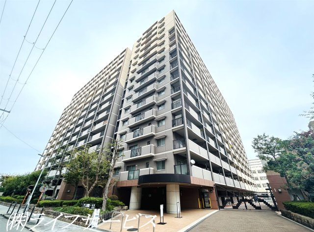 外観：327002982008
