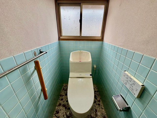 多機能付きトイレ