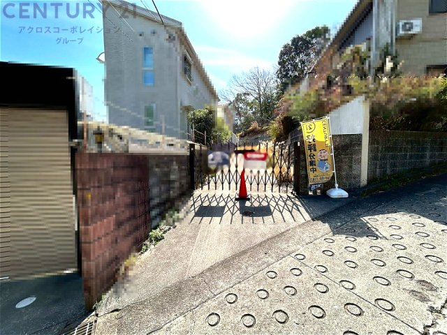 外観：328000612037