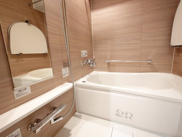 【新品】ユニットバス交換（電気温水器・浴室暖房乾燥機付き）、綺麗でバスタイムを満喫できます♪