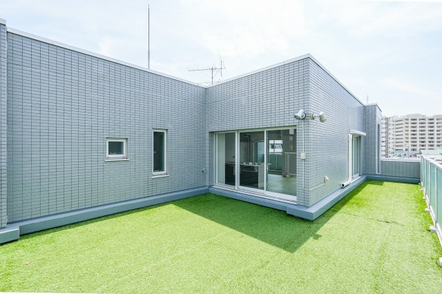 ルーフバルコニー