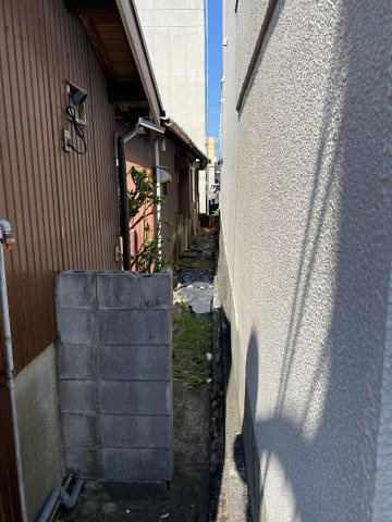 建物北側