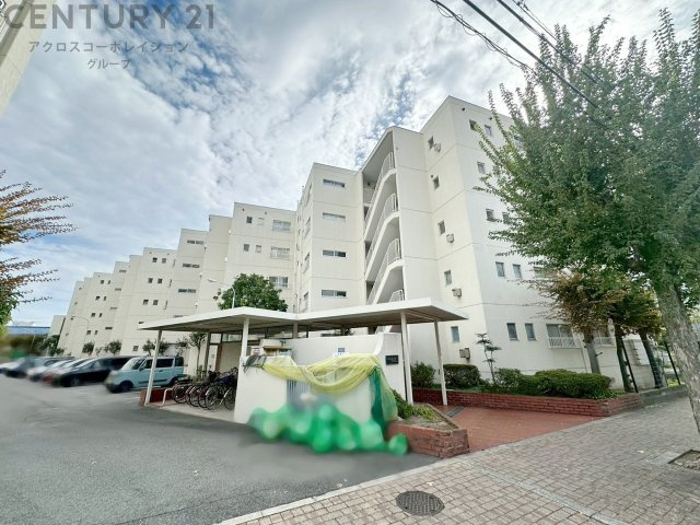 鉄骨鉄筋コンクリート造5階建て