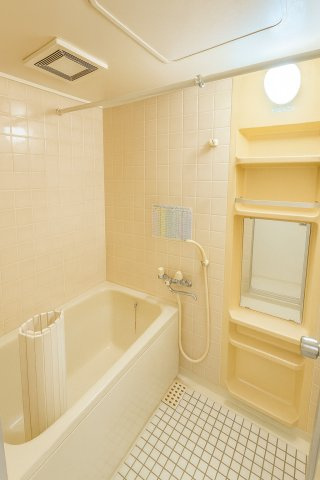 お風呂で日々の疲れを落としましょう