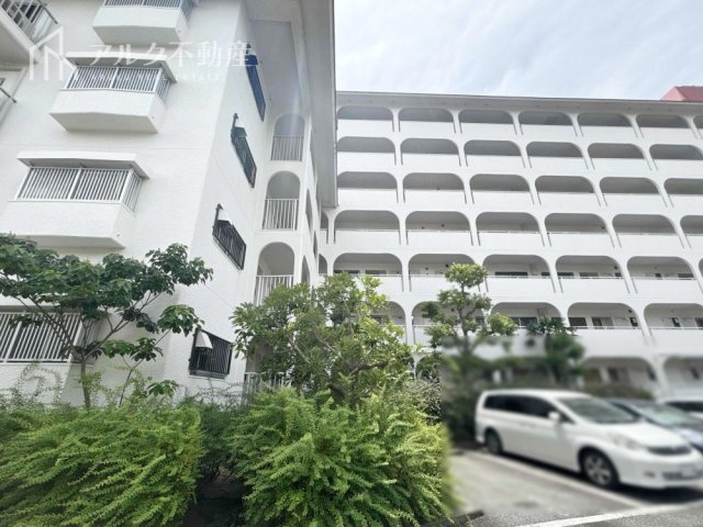 RC造陸屋根地上7階建