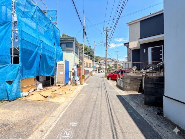 ◆前面道路も幅員があり車の運転も安心！前面道路は閑静な住宅地。車通りの少ない道路です。お子様にも安心です。　