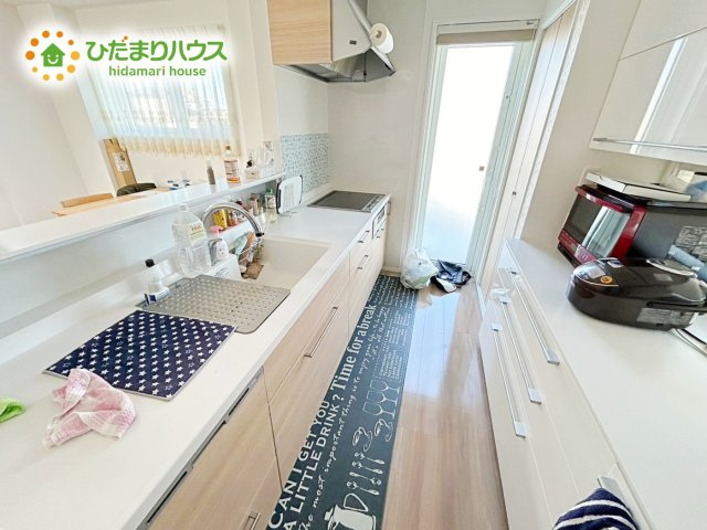 キッチンに勝手口があり、家事動線が良い間取りです！