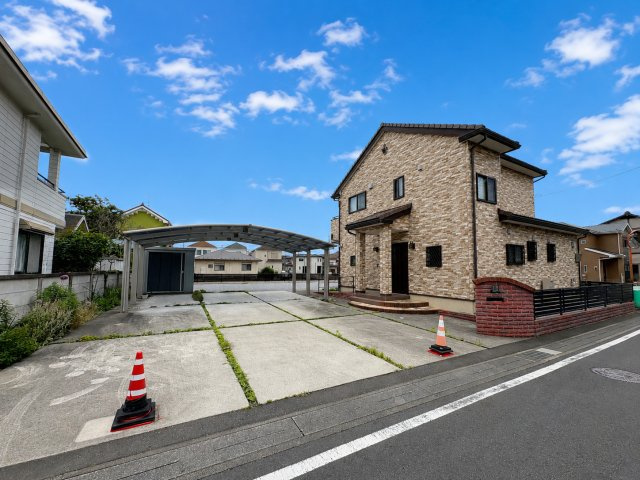 富士住建施工の注文住宅！厳選された大工によるハイグレード仕様、TV付き1.5坪ユニットバス！