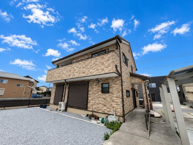 教育・商業施設が整った暮らしやすい住環境です。
