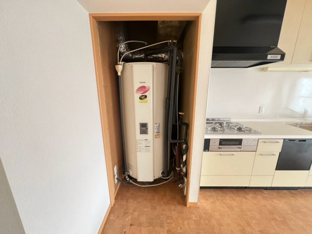 給湯器。