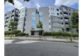 AcityヒルズアーバンⅡ番館の外観