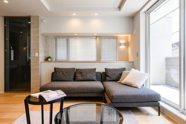 【目黒区洗足1丁目 新築戸建の居間】