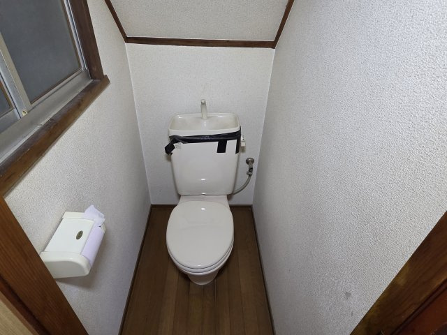 清潔感のあるトイレです
