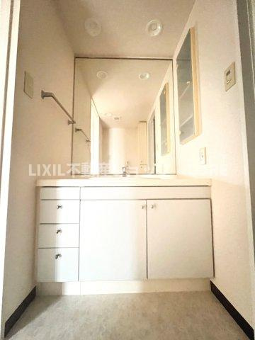 【相武台西パーク・ホームズの独立洗面台】