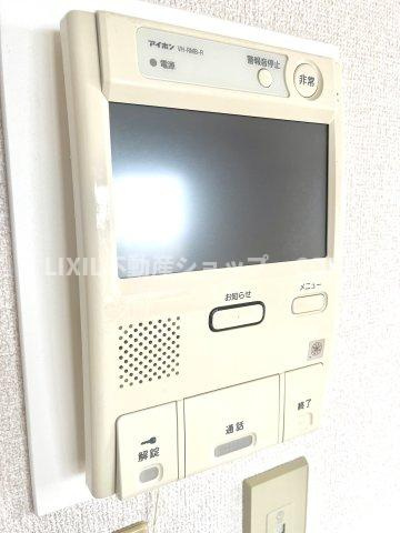【相武台西パーク・ホームズのTVモニター付きインターフォン】