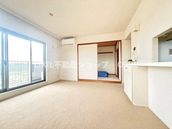 【相武台西パーク・ホームズの居間】