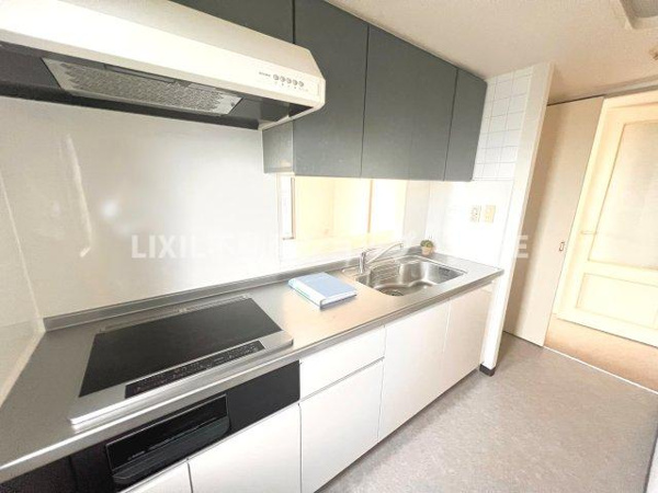 【相武台西パーク・ホームズのダイニングキッチン】