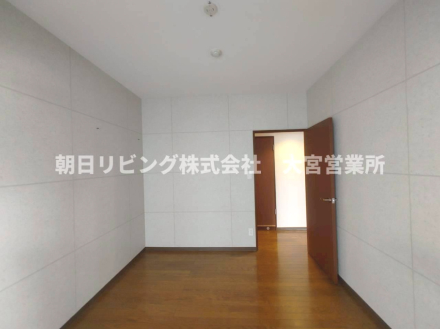 使いやすいフローリングのお部屋です