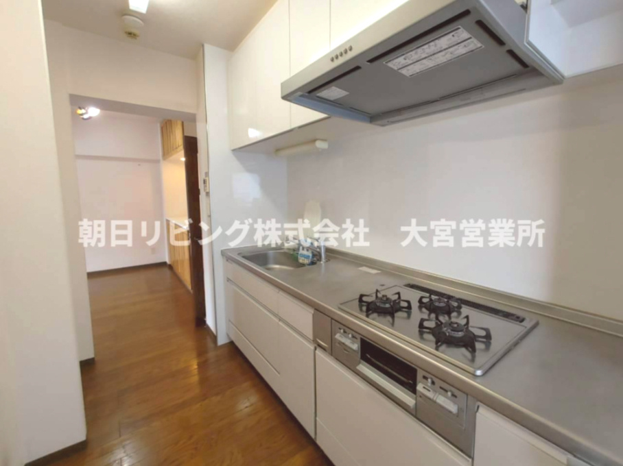 きれいなシステムキッチン完備