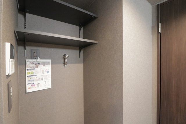 グランアッシュ新深江　室内洗濯機置場