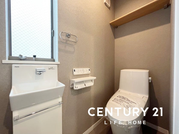 【JR南武線「武蔵中原」新築戸建のトイレ】