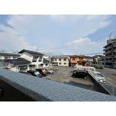 四季折々の空の色が楽しめます◎