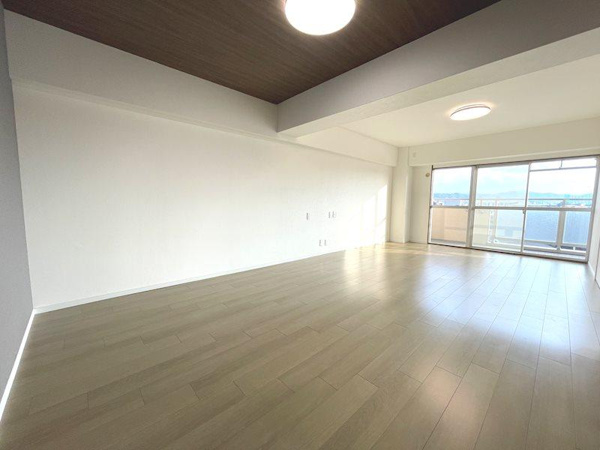 香里ヶ丘グランドハイツの居間