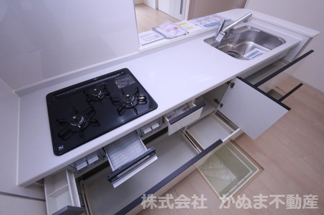 〇キッチン収納〇　床下収納もございます。/2026.8.3撮影