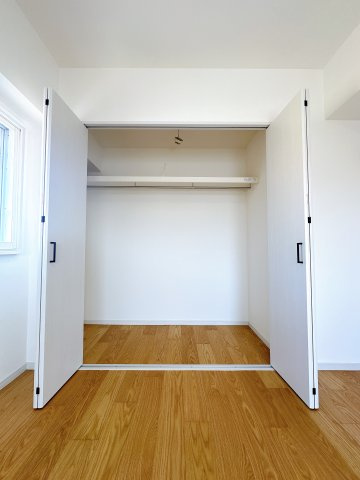 北西側洋室です。　お子様のお部屋にぴったりのサイズです！